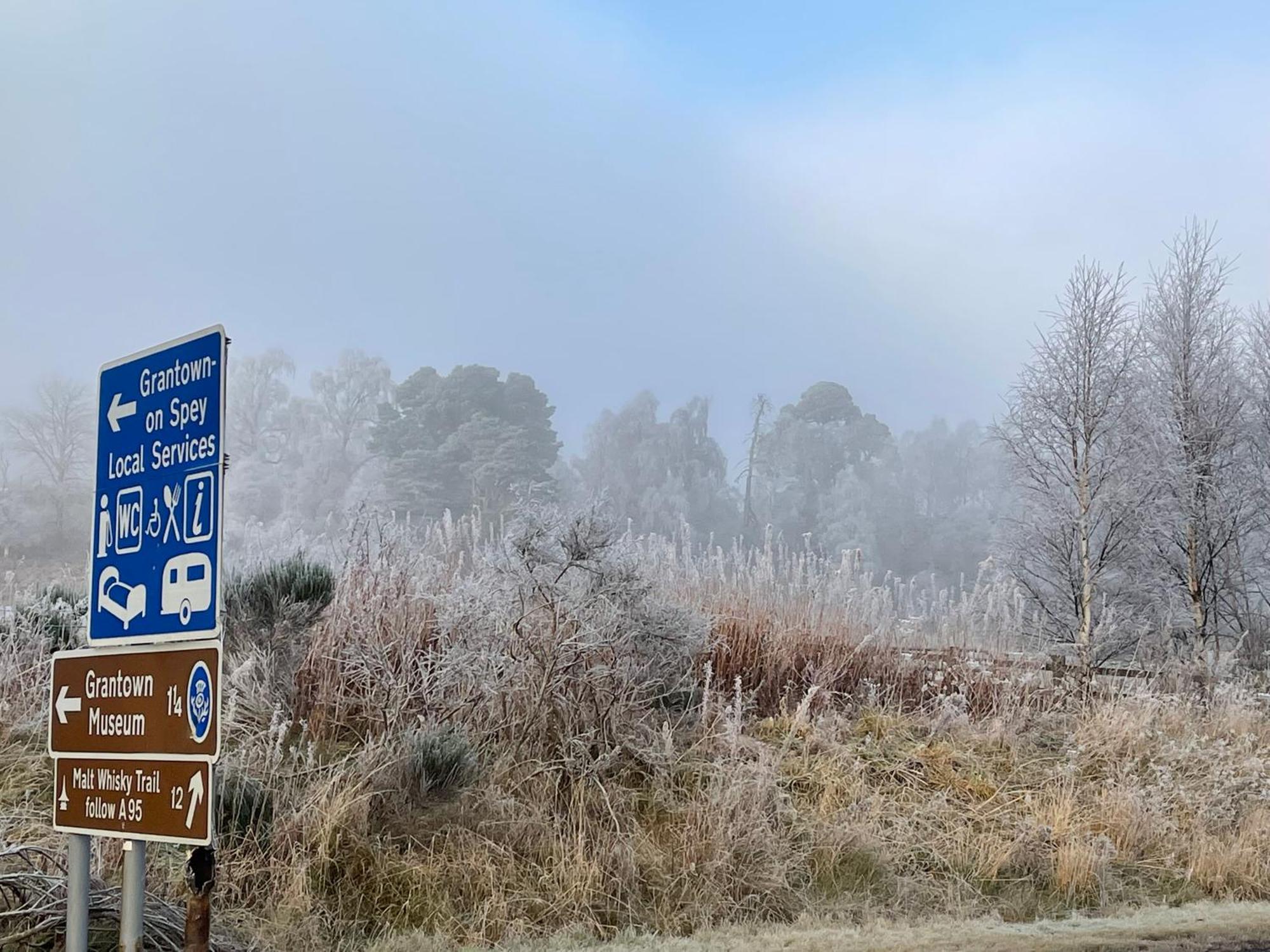 Grantown-on-Spey Coppice Cottage מראה חיצוני תמונה